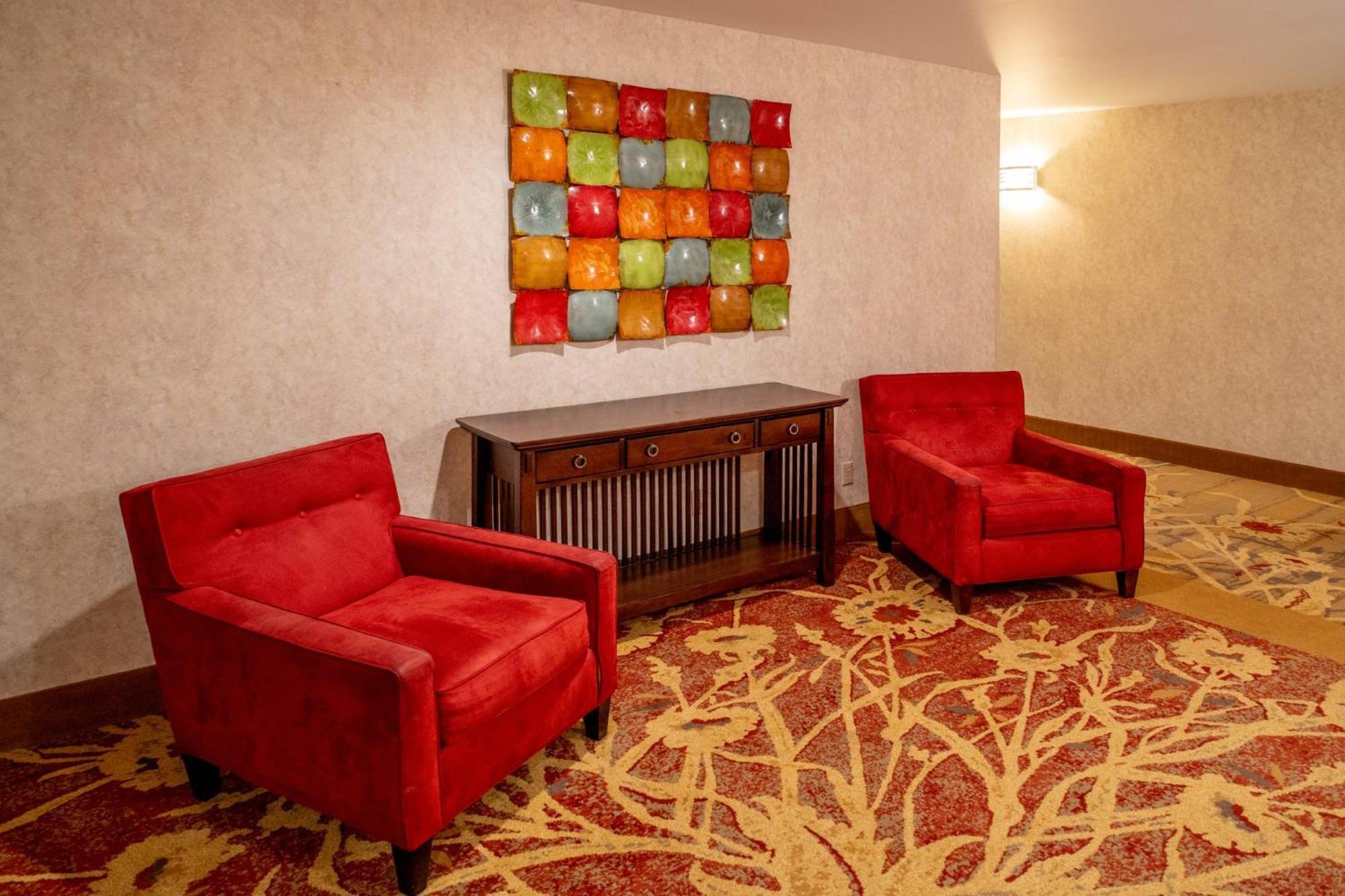 Holiday Inn Express And Suites Hazard By Ihg Dış mekan fotoğraf