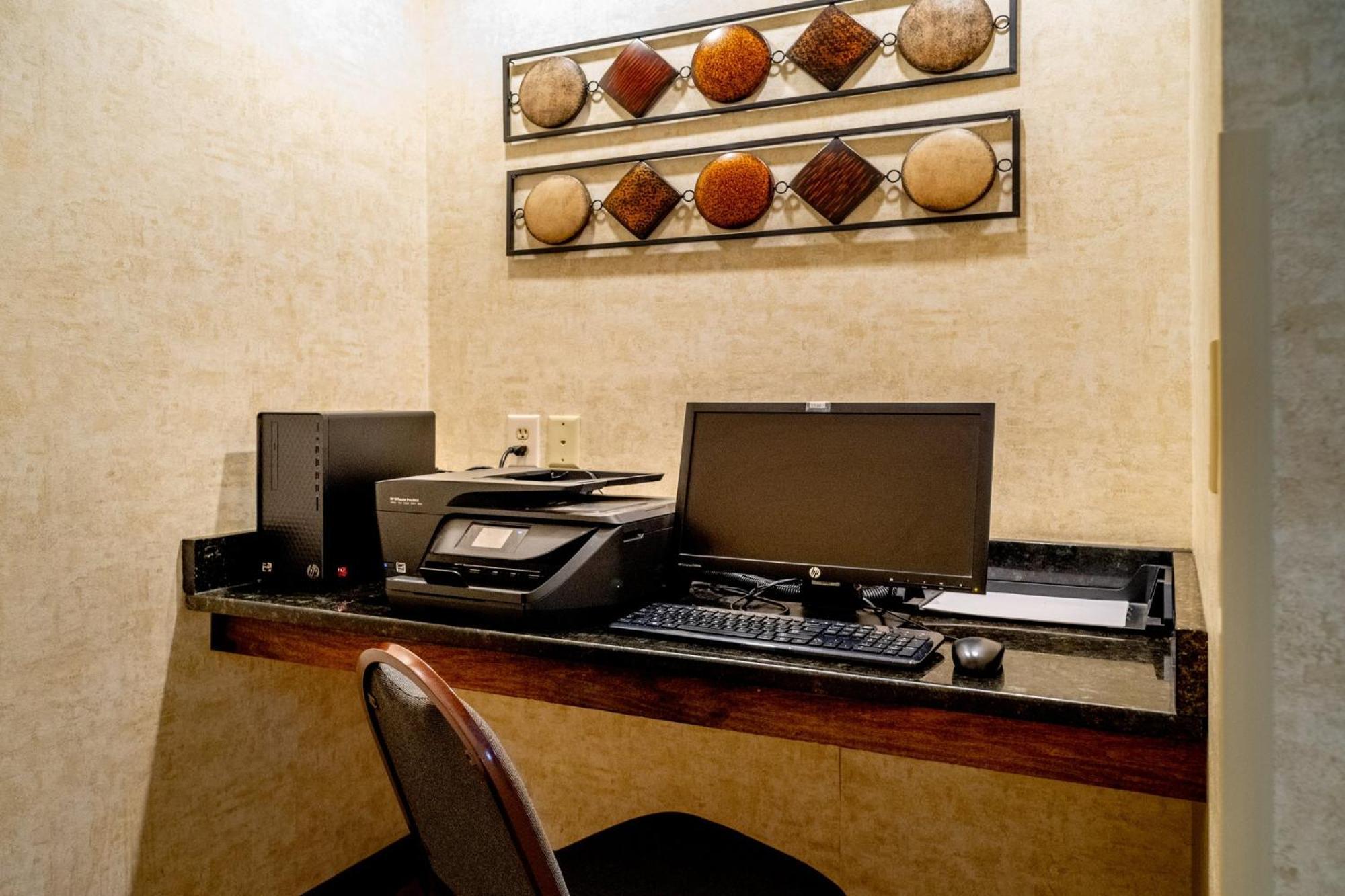 Holiday Inn Express And Suites Hazard By Ihg Dış mekan fotoğraf