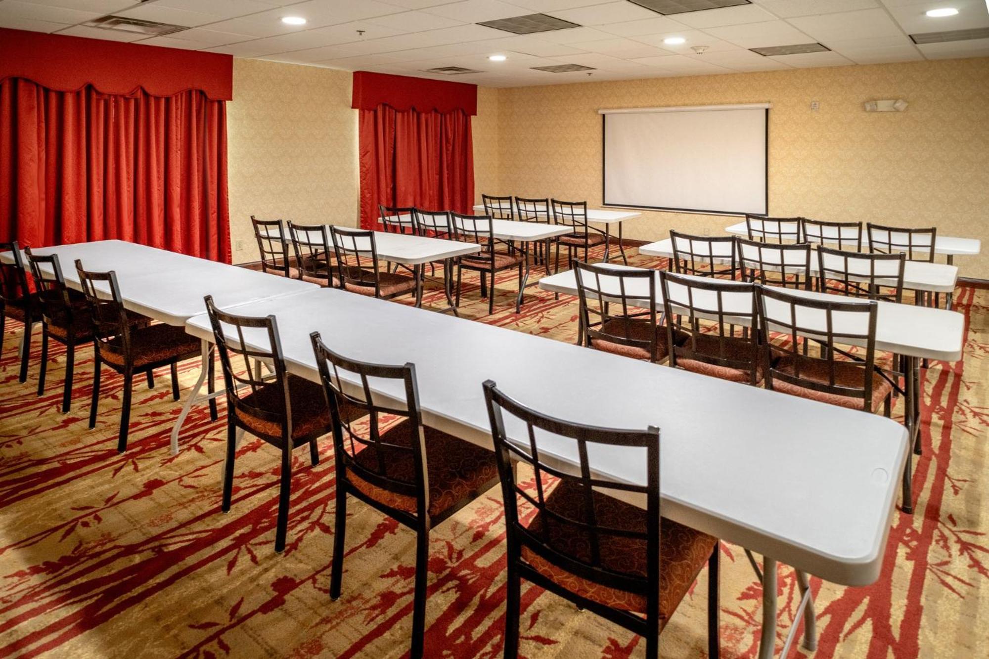Holiday Inn Express And Suites Hazard By Ihg Dış mekan fotoğraf